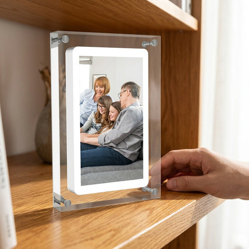 Digital Photo Frame with 10-inch HD Display